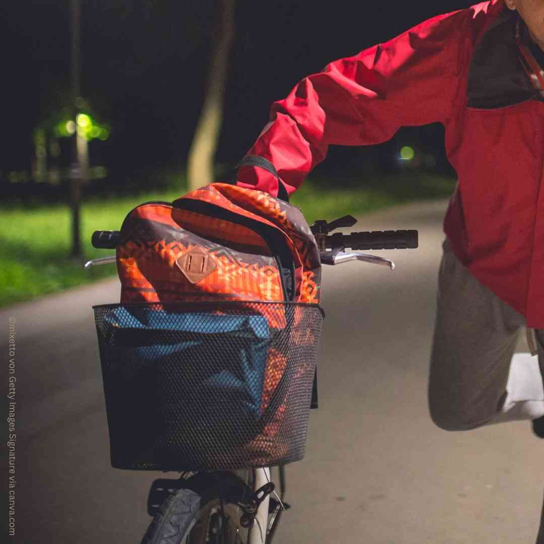 Taschendiebstahl aus Fahrradkorb