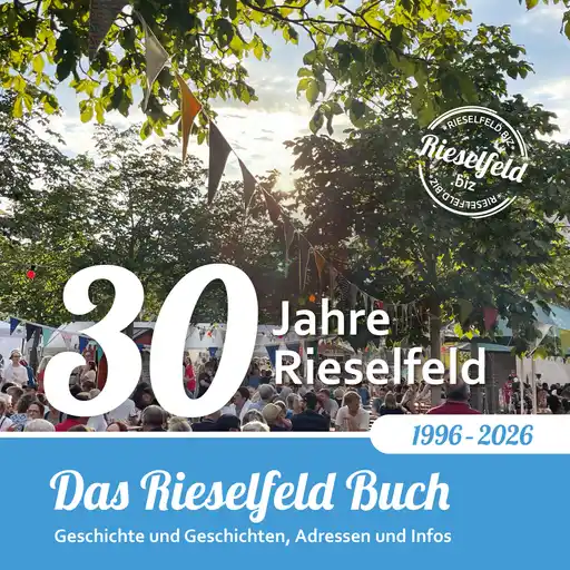 Titelbild des Rieselfeldbuches mit Foto vom Stadtteilfest
